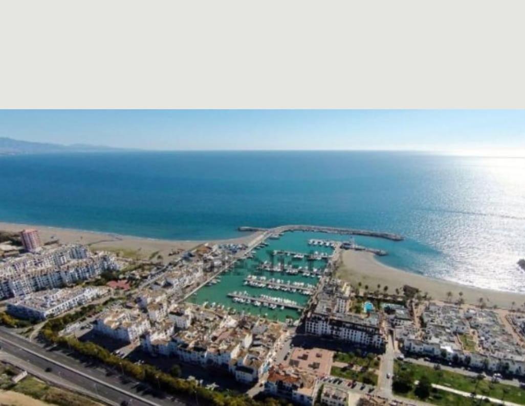 Apartamento En Marina Puerto De La Duquesa Castillo de Sabinillas المظهر الخارجي الصورة
